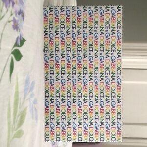 COPY - Dolce & Gabbana case cleaning cloth and box